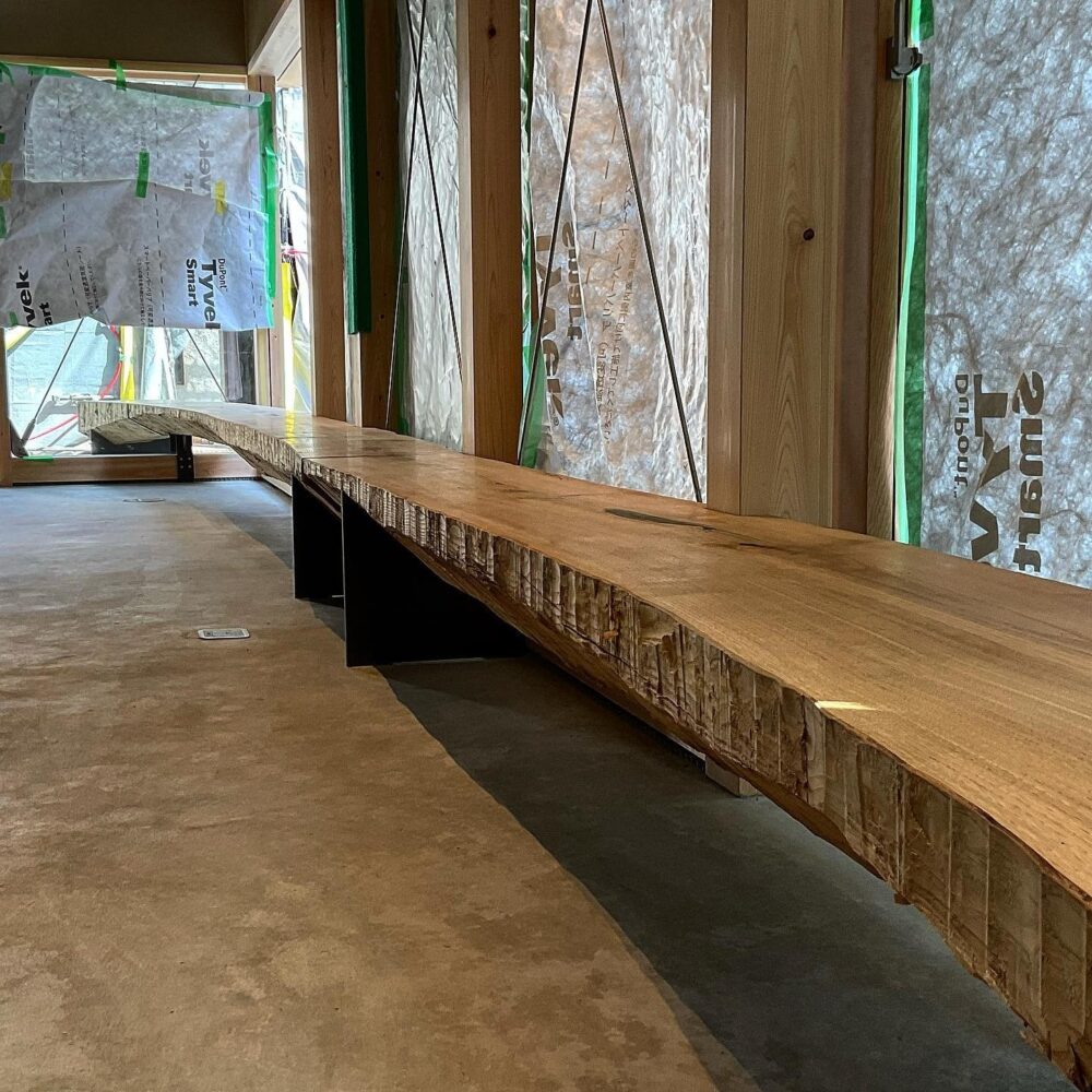 コボットステンブレースシステム（ロングベンチ壁面）