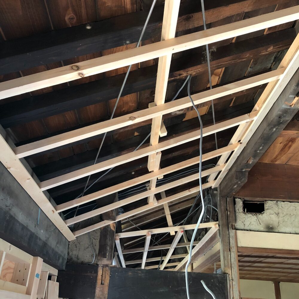 改修工事にピボットブレース施工事例